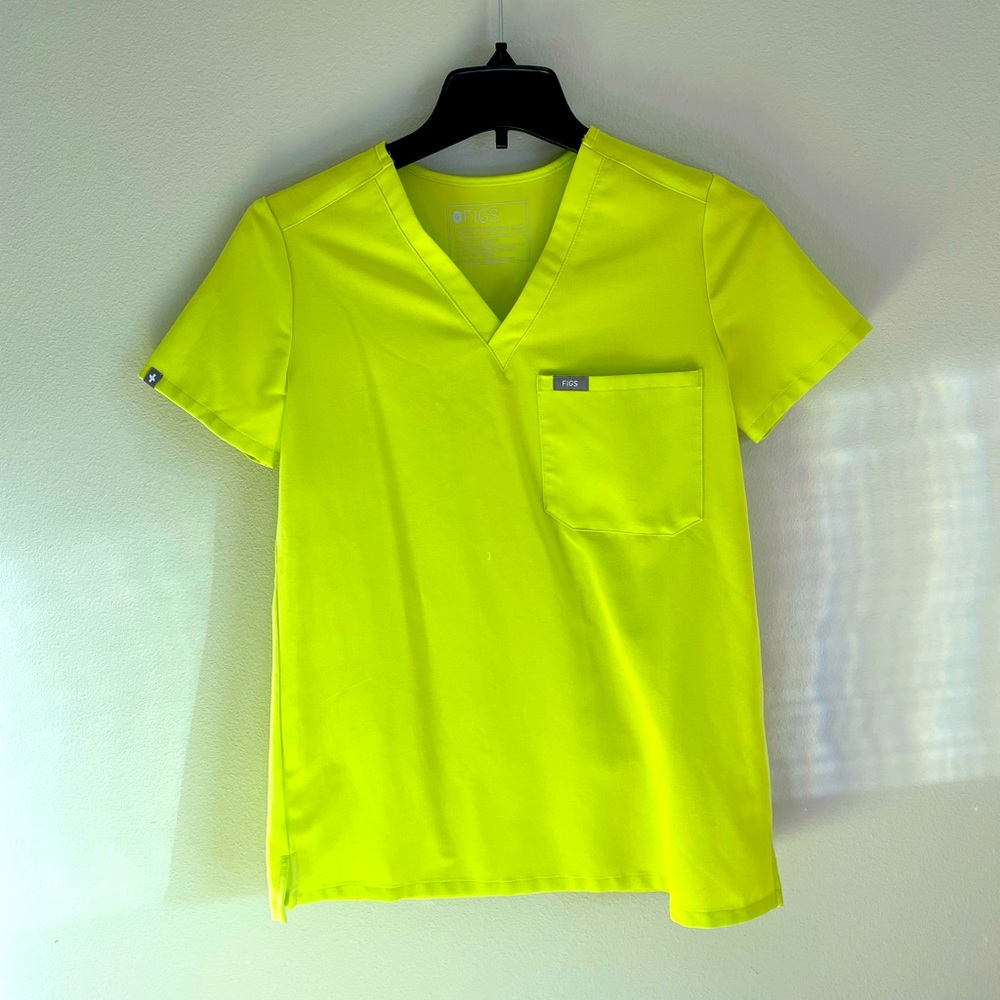 Figs Citrine Scrubs Set
